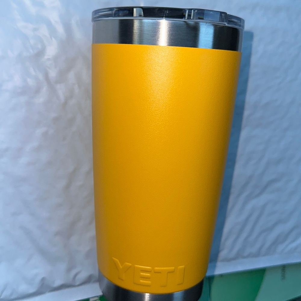 Yeti 20oz Tumbler Rambler w/ Magslider lid - Dark Yellow